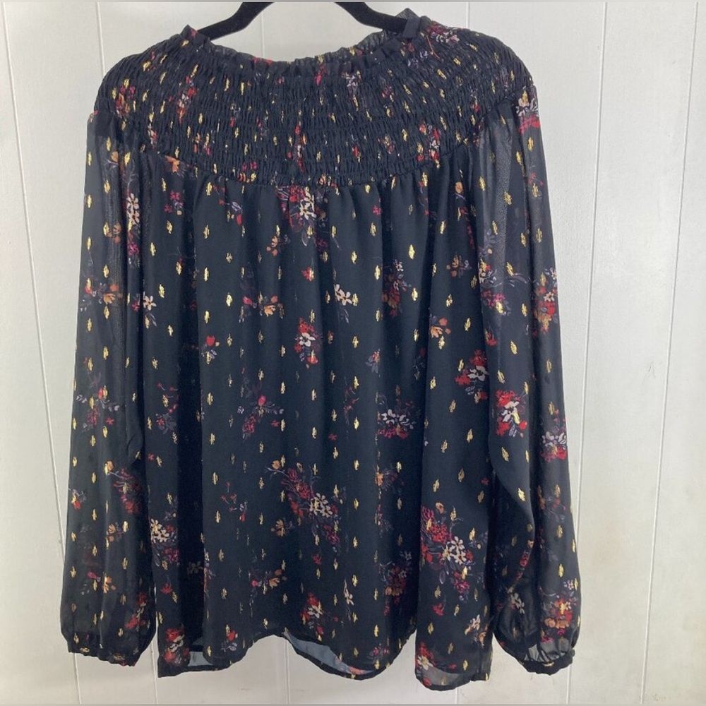Fair Hope black floral smocked shoulder blouse size m